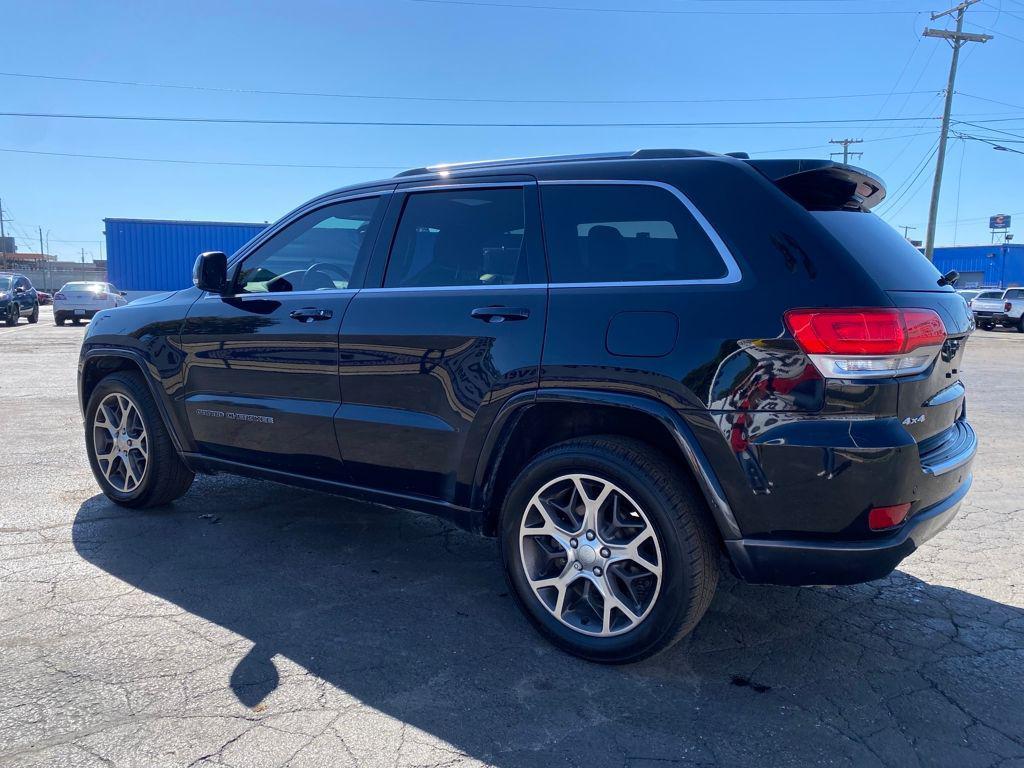 used 2018 Jeep Grand Cherokee car, priced at $13,901