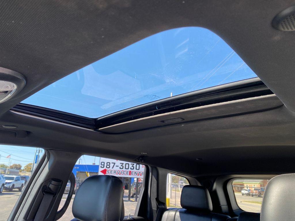 used 2018 Jeep Grand Cherokee car, priced at $13,901