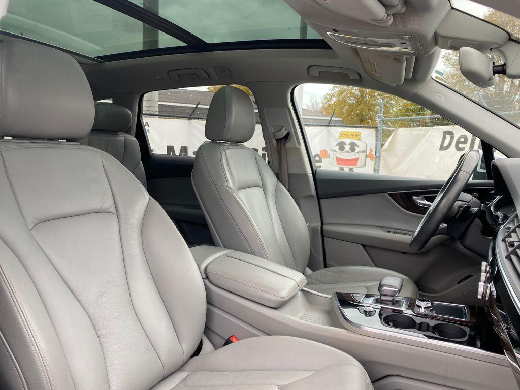 used 2017 Audi Q7 car, priced at $14,654
