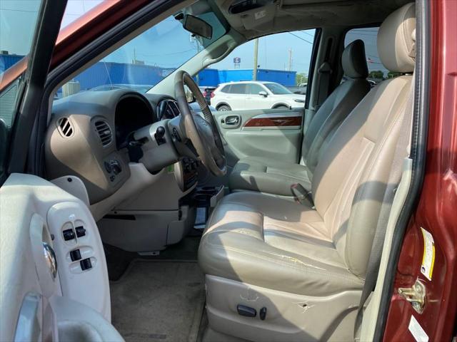 used 2007 Chrysler Town & Country car, priced at $2,284