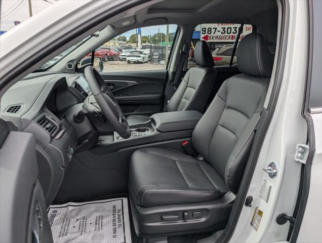 new 2025 Honda Ridgeline car, priced at $43,690