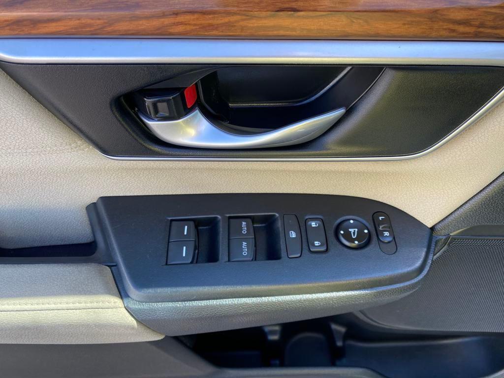 used 2021 Honda CR-V car, priced at $27,285