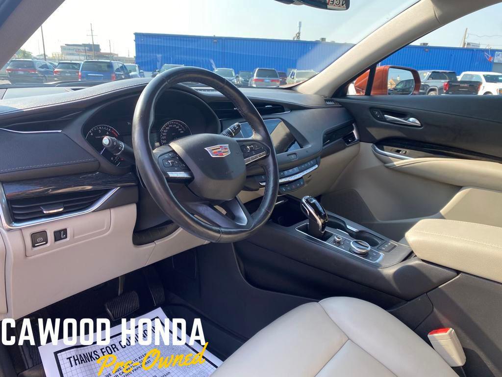 used 2021 Cadillac XT4 car, priced at $25,131