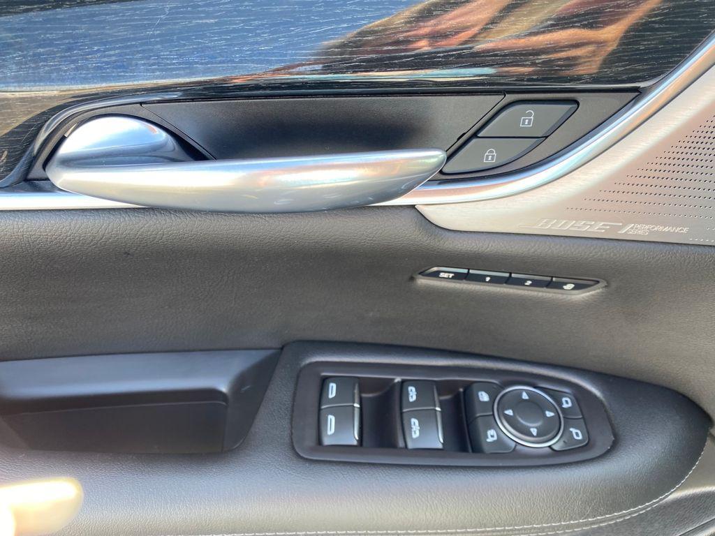 used 2020 Cadillac XT5 car, priced at $20,868