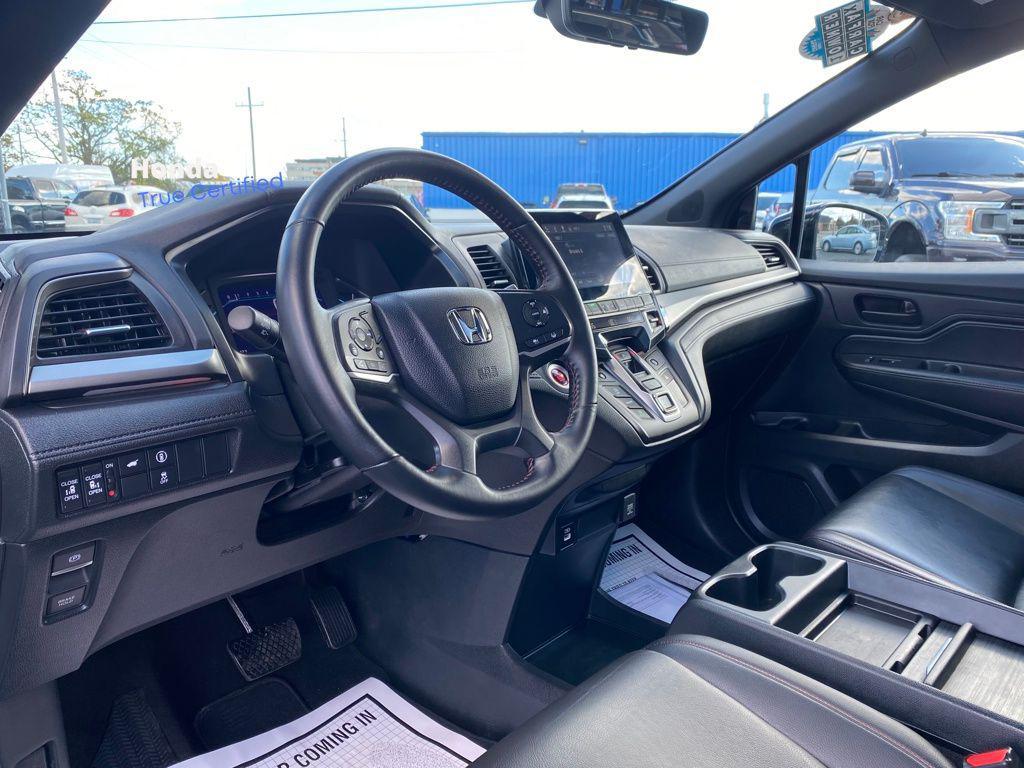 used 2023 Honda Odyssey car, priced at $33,554
