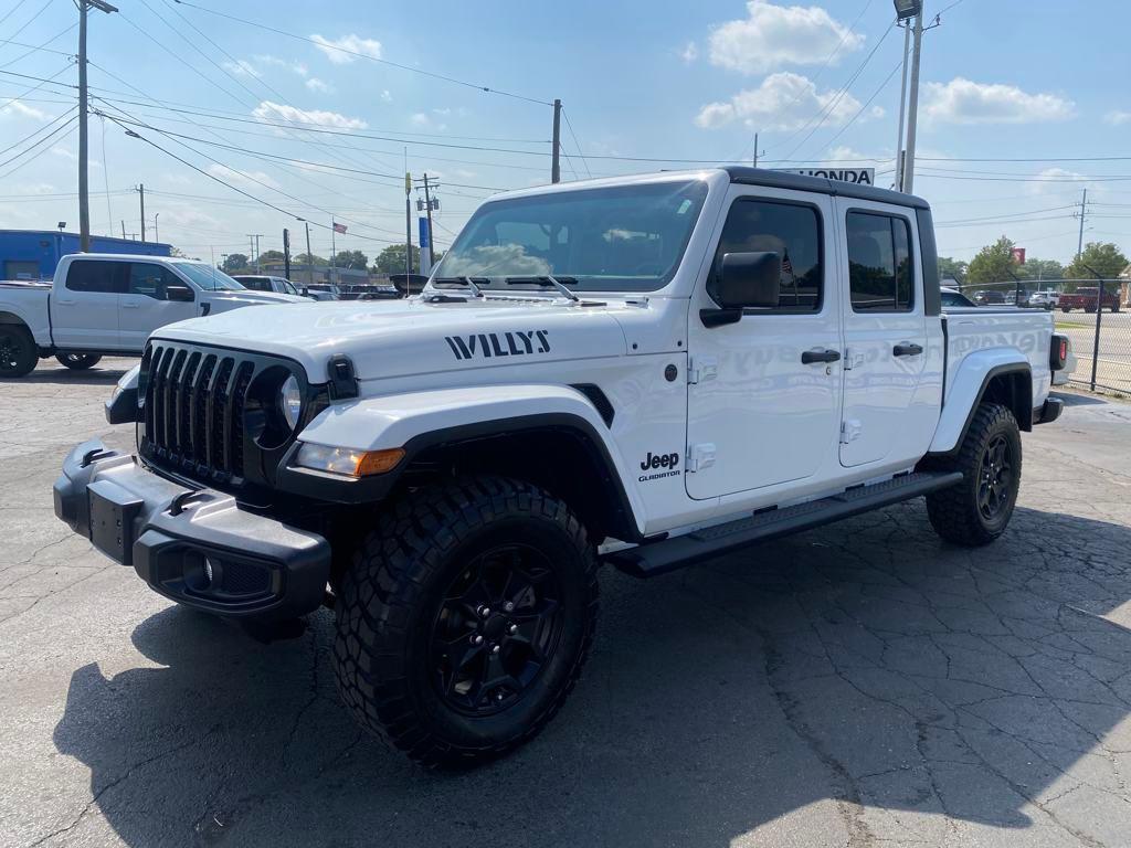 used 2022 Jeep Gladiator car, priced at $33,026