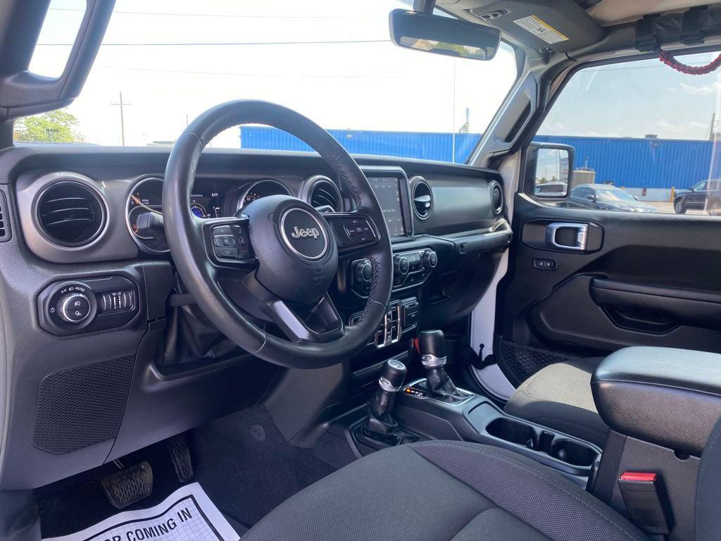 used 2022 Jeep Gladiator car, priced at $33,026