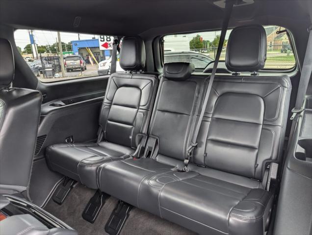 used 2023 Lincoln Navigator car, priced at $70,998