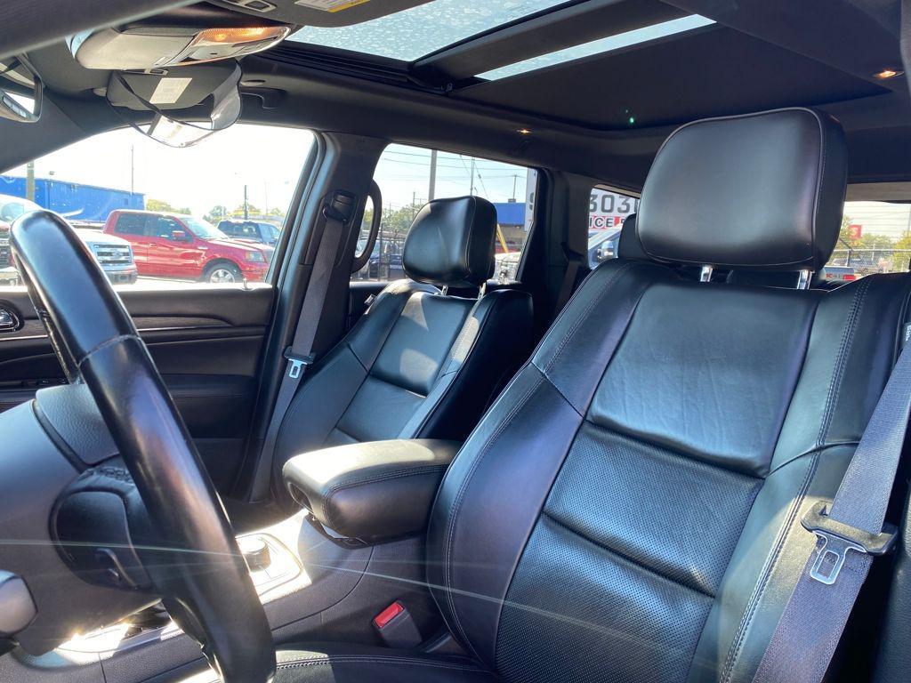 used 2021 Jeep Grand Cherokee car, priced at $28,797