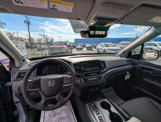 new 2025 Honda Ridgeline car, priced at $44,160