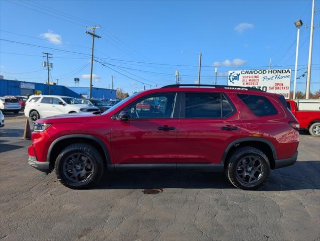 new 2025 Honda Pilot car, priced at $49,997