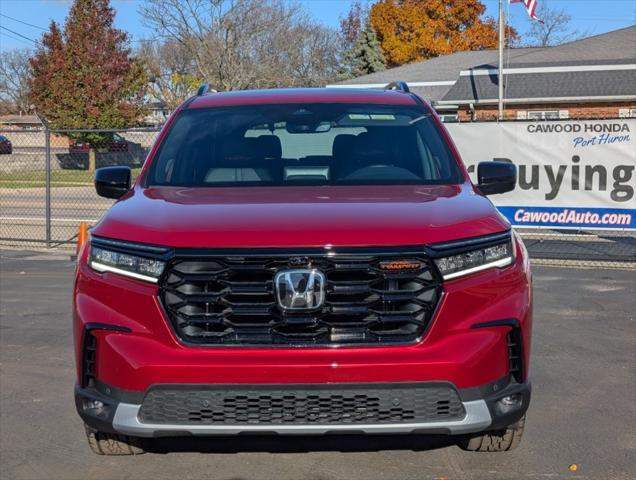 new 2025 Honda Pilot car, priced at $49,997