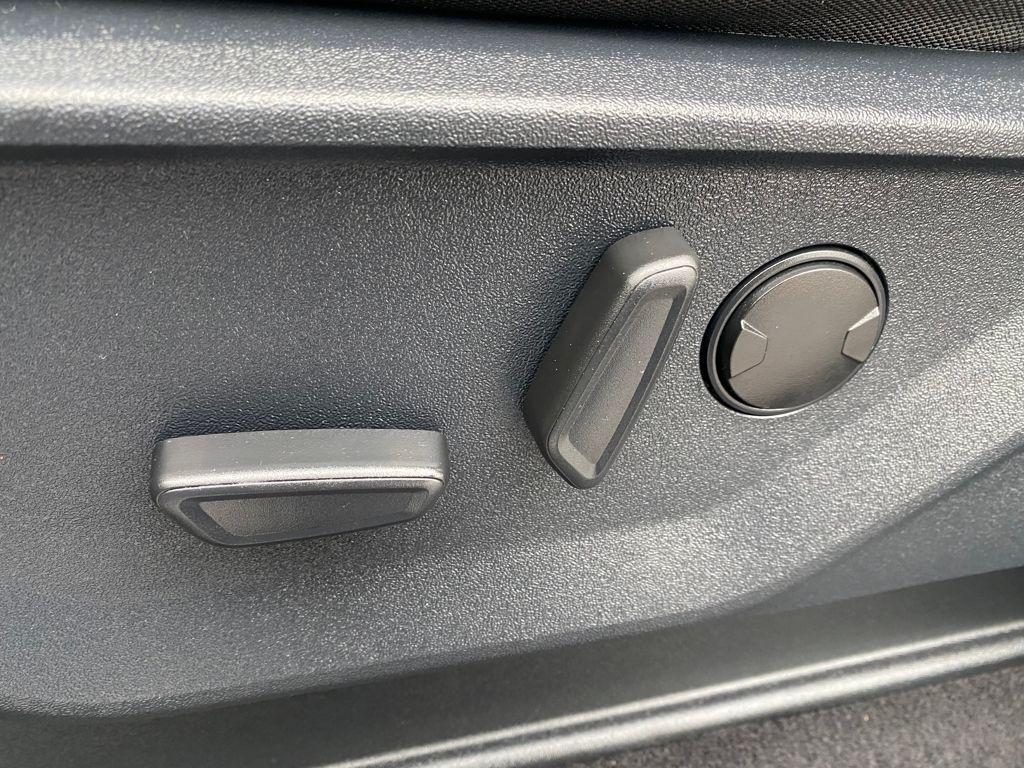 used 2023 Ford F-150 car, priced at $44,524