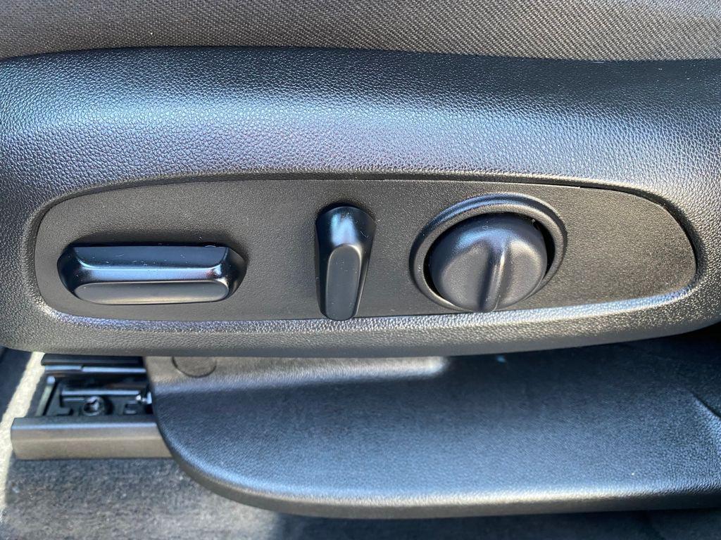 used 2020 Chevrolet Traverse car, priced at $21,342