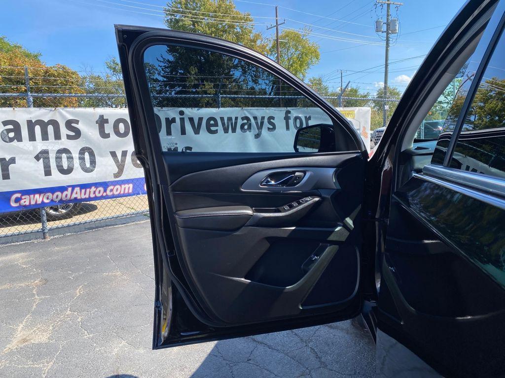 used 2020 Chevrolet Traverse car, priced at $21,342