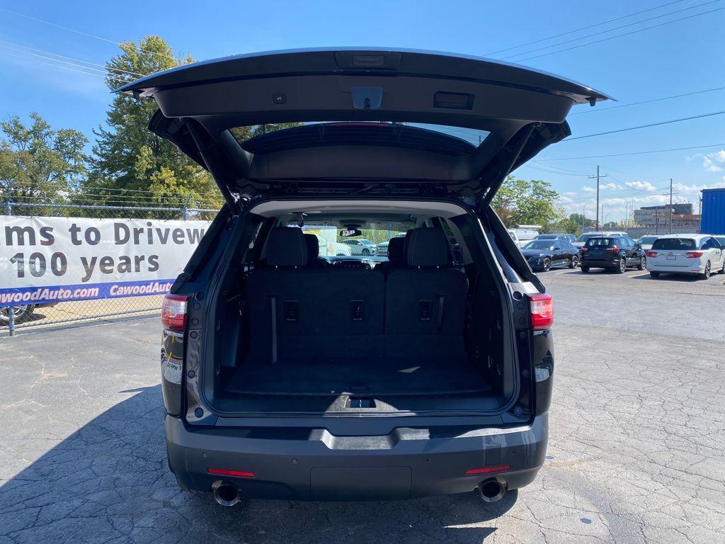 used 2020 Chevrolet Traverse car, priced at $21,342