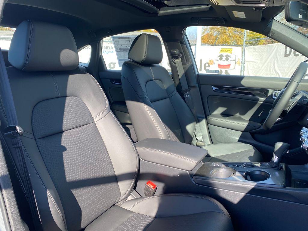 new 2026 Honda Civic Hybrid car, priced at $32,677