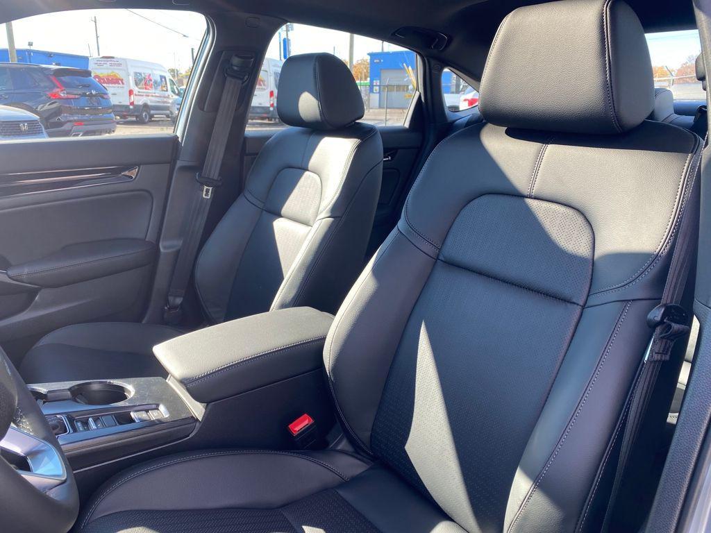 new 2026 Honda Civic Hybrid car, priced at $32,677