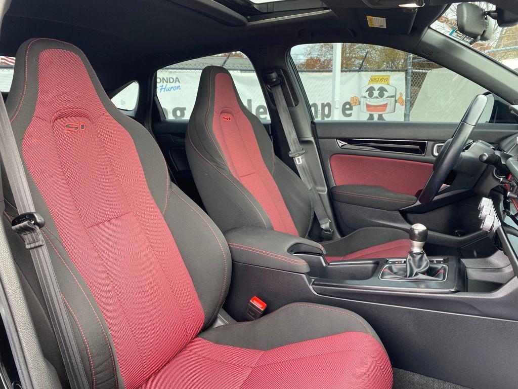 used 2023 Honda Civic Si car, priced at $29,111