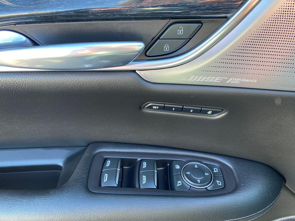 used 2020 Cadillac XT5 car, priced at $22,377