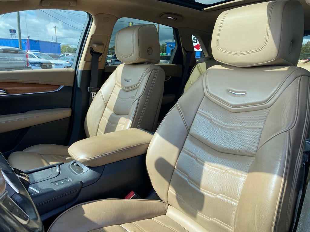 used 2017 Cadillac XT5 car, priced at $13,986