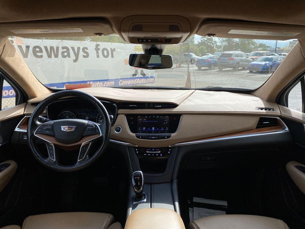 used 2017 Cadillac XT5 car, priced at $13,986