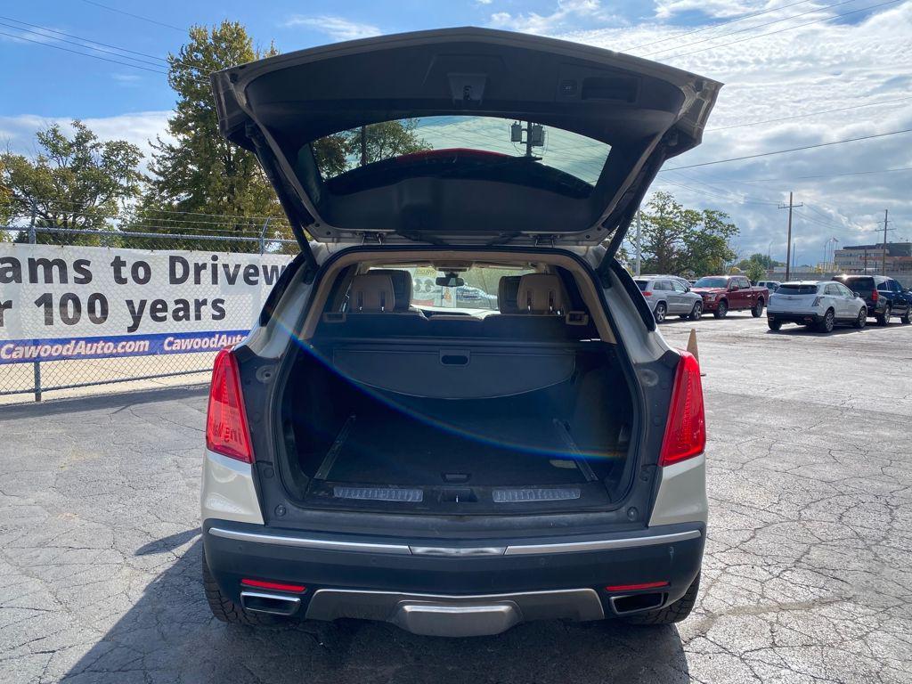 used 2017 Cadillac XT5 car, priced at $13,986