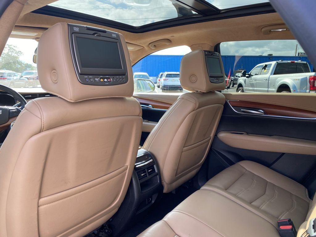 used 2017 Cadillac XT5 car, priced at $13,986