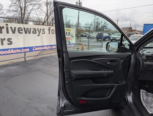 new 2025 Honda Ridgeline car, priced at $42,993