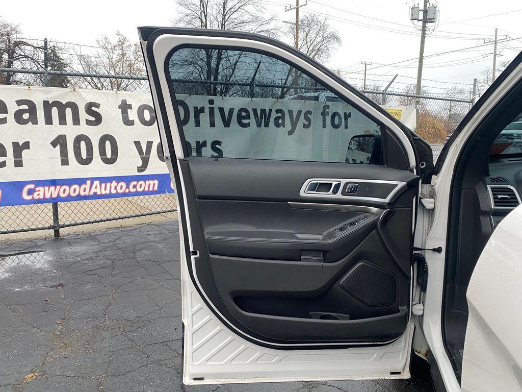 used 2015 Ford Explorer car, priced at $7,836