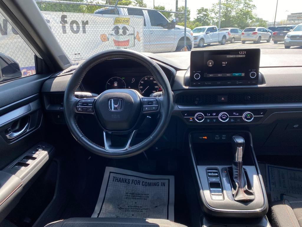 used 2023 Honda CR-V Hybrid car, priced at $31,147
