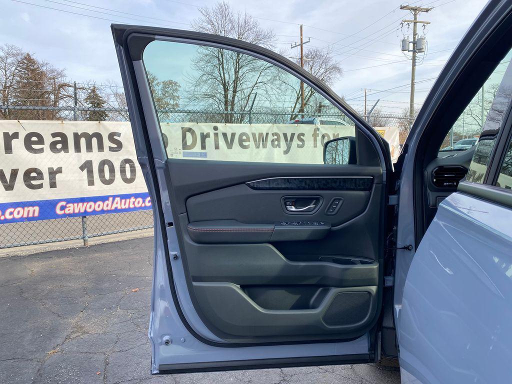 new 2026 Honda Passport car, priced at $54,120