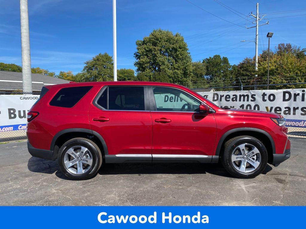 new 2025 Honda Pilot car, priced at $45,990
