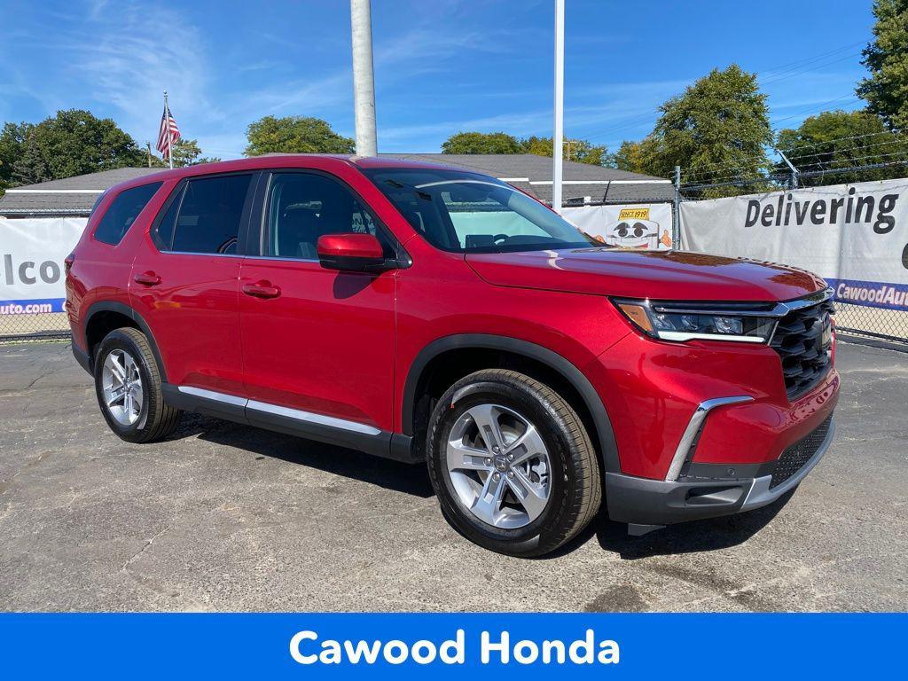 new 2025 Honda Pilot car, priced at $45,990