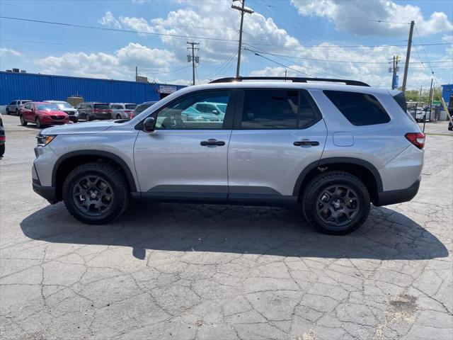 new 2025 Honda Pilot car, priced at $49,950