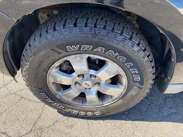 used 2010 Ford Escape car, priced at $3,140