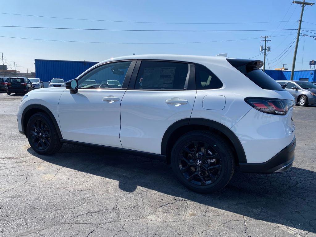 new 2025 Honda HR-V car, priced at $28,990