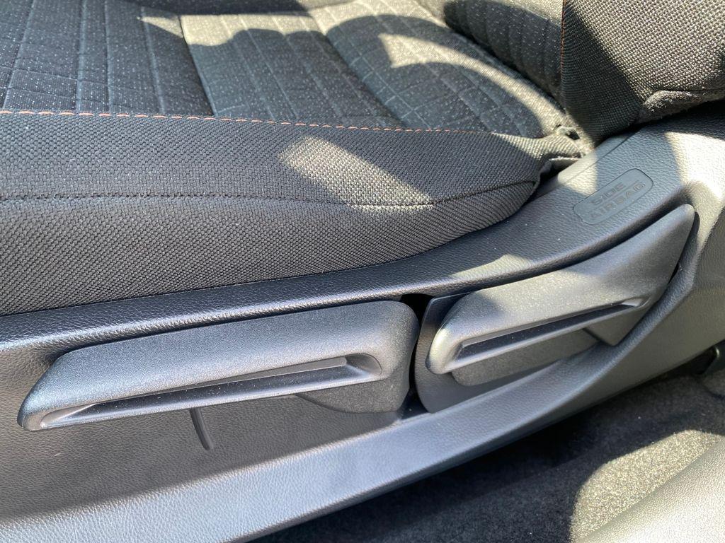 new 2025 Honda HR-V car, priced at $28,990