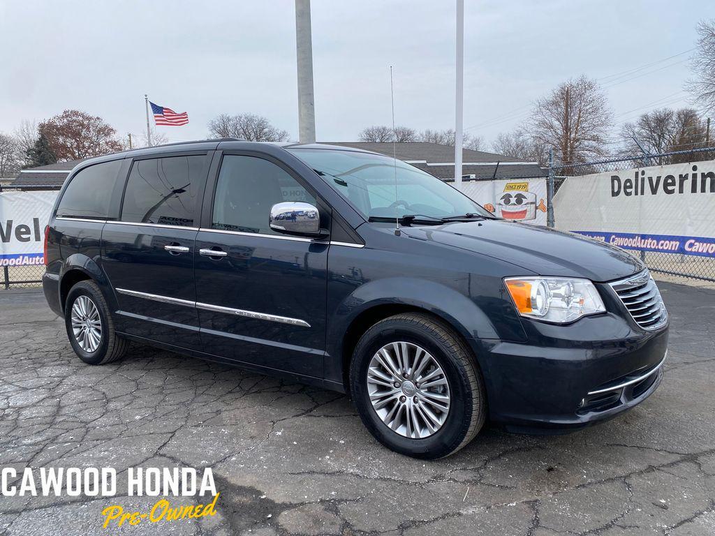 used 2014 Chrysler Town & Country car, priced at $9,468