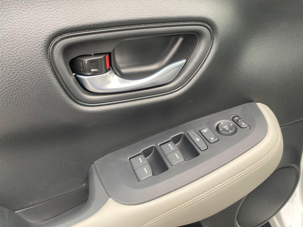 new 2026 Honda HR-V car, priced at $28,530