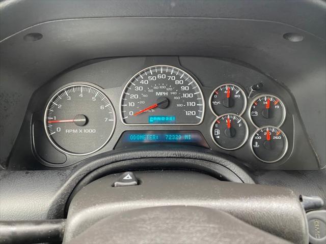 used 2005 GMC Envoy car, priced at $5,989