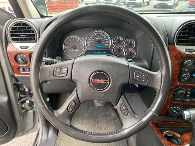 used 2005 GMC Envoy car, priced at $5,989