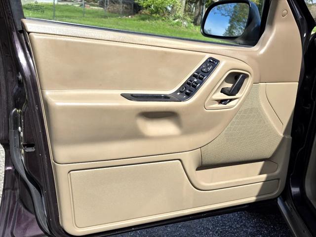 used 2004 Jeep Grand Cherokee car, priced at $5,950