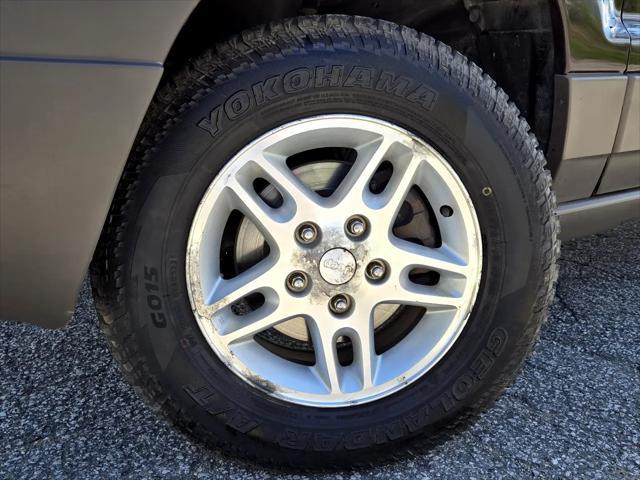 used 2004 Jeep Grand Cherokee car, priced at $5,950
