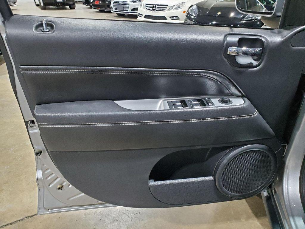 used 2016 Jeep Compass car, priced at $5,998