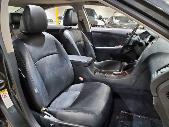 used 2011 Lexus ES 350 car, priced at $10,000