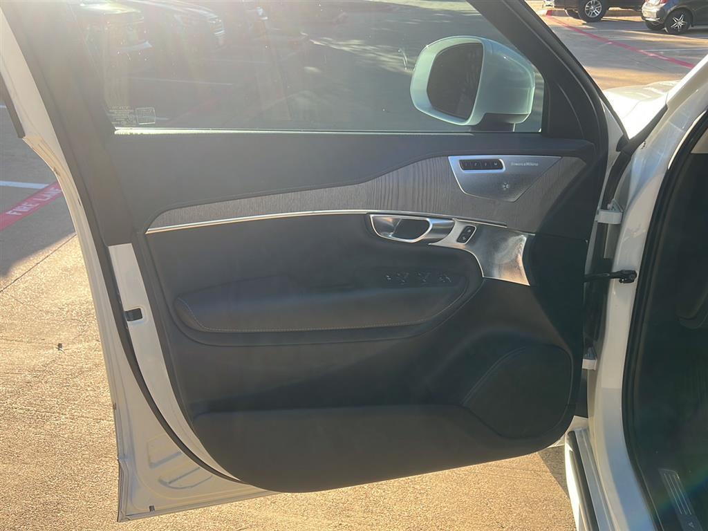 used 2022 Volvo XC90 car, priced at $34,499