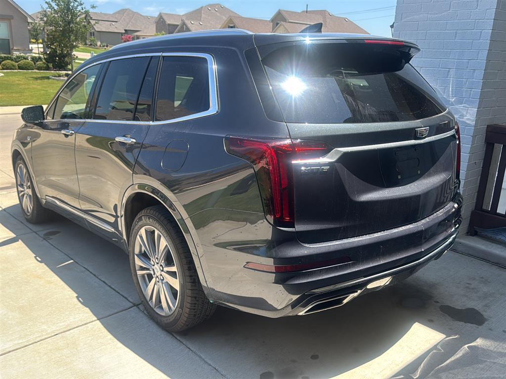 used 2023 Cadillac XT6 car, priced at $42,495