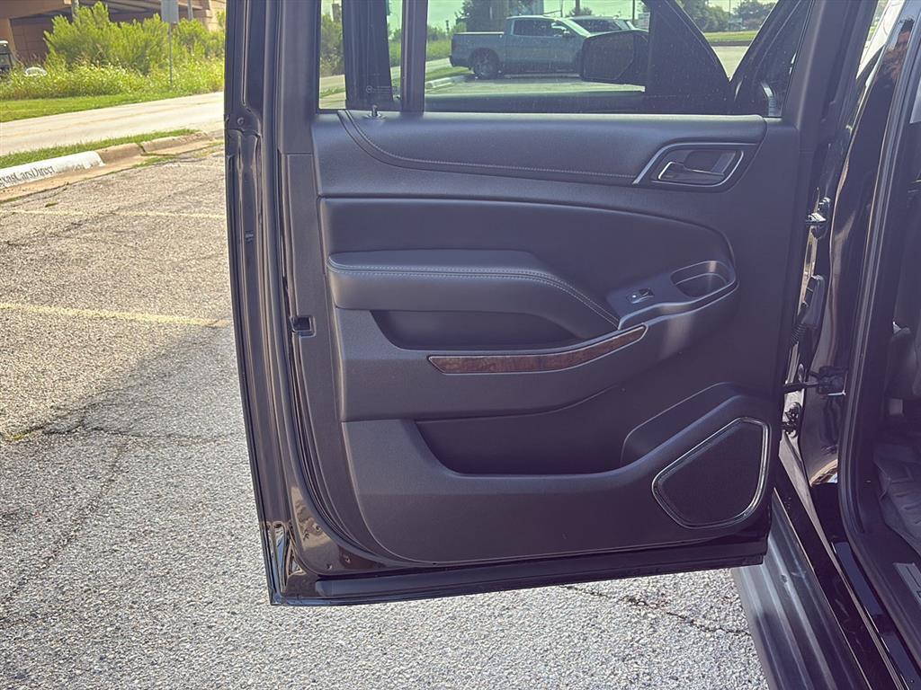 used 2017 Chevrolet Suburban car, priced at $21,995