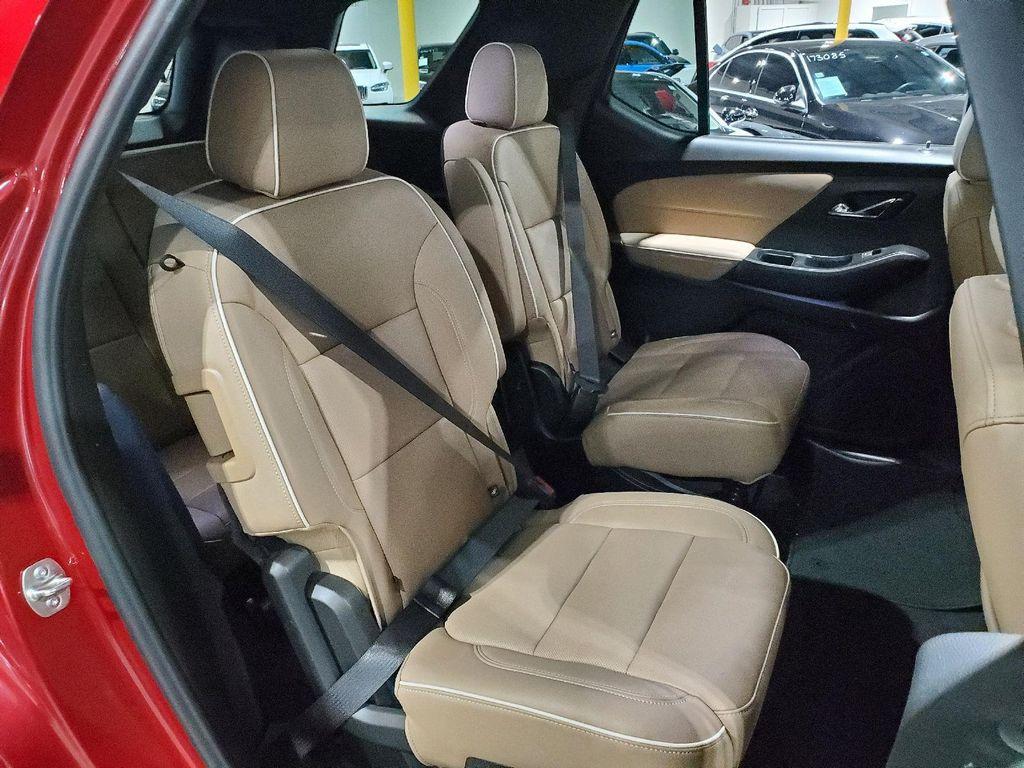 used 2023 Chevrolet Traverse car, priced at $33,498